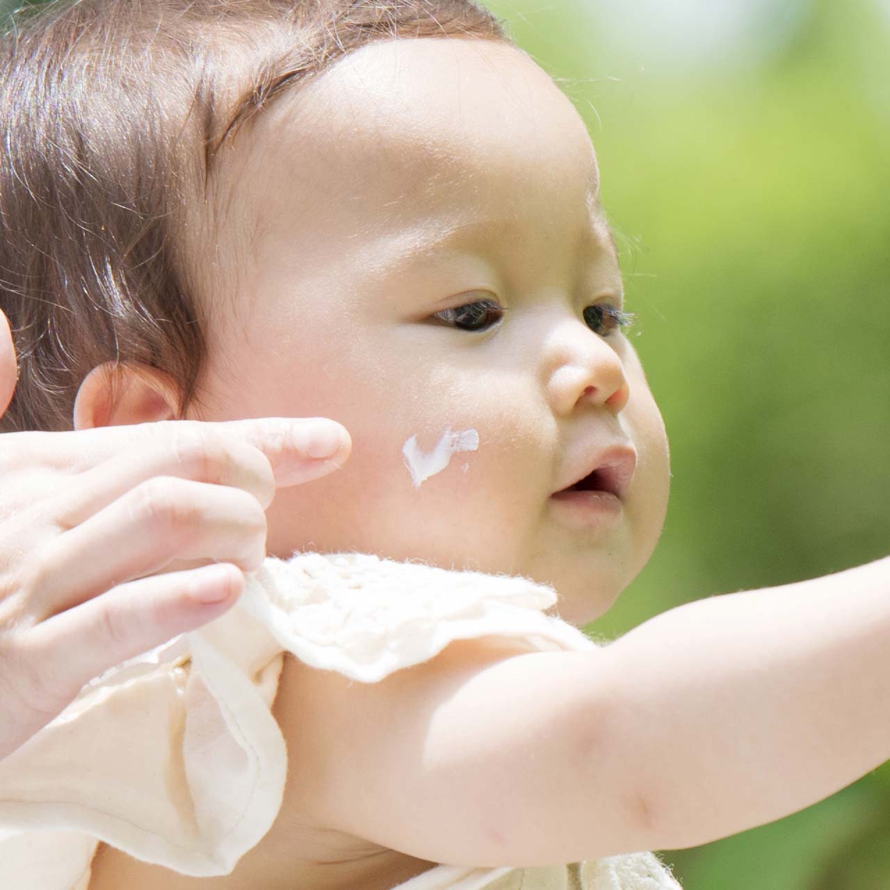 UVプロテクト フェイス & ボディ SPF50+/ PA+++